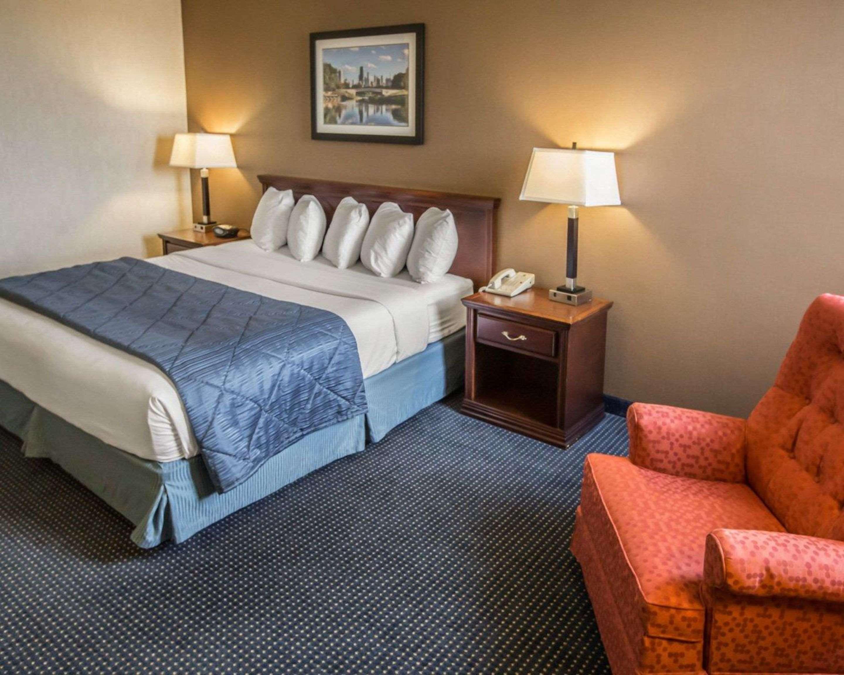 Quality Inn Schaumburg - Chicago Near The Mall Eksteriør billede