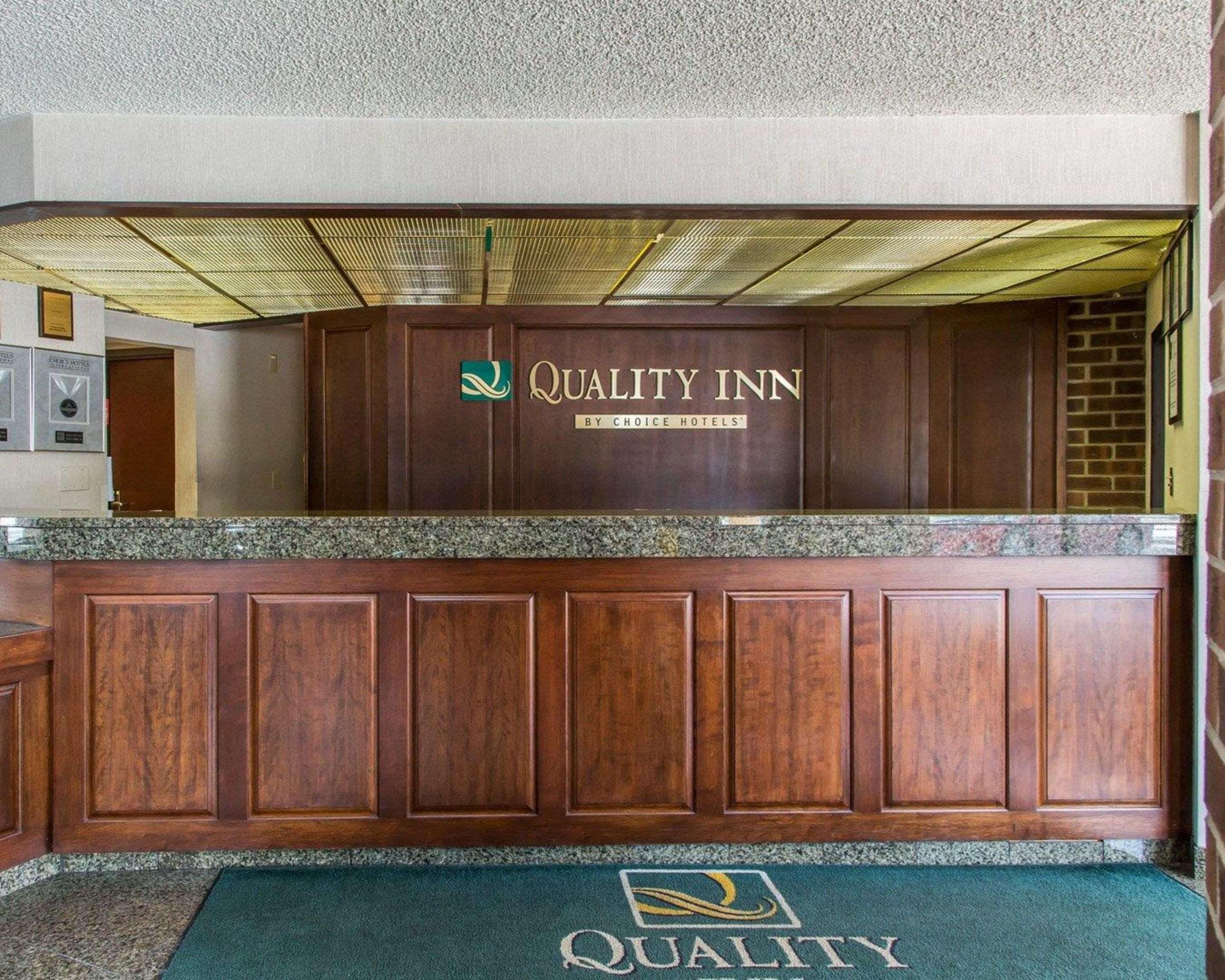 Quality Inn Schaumburg - Chicago Near The Mall Eksteriør billede