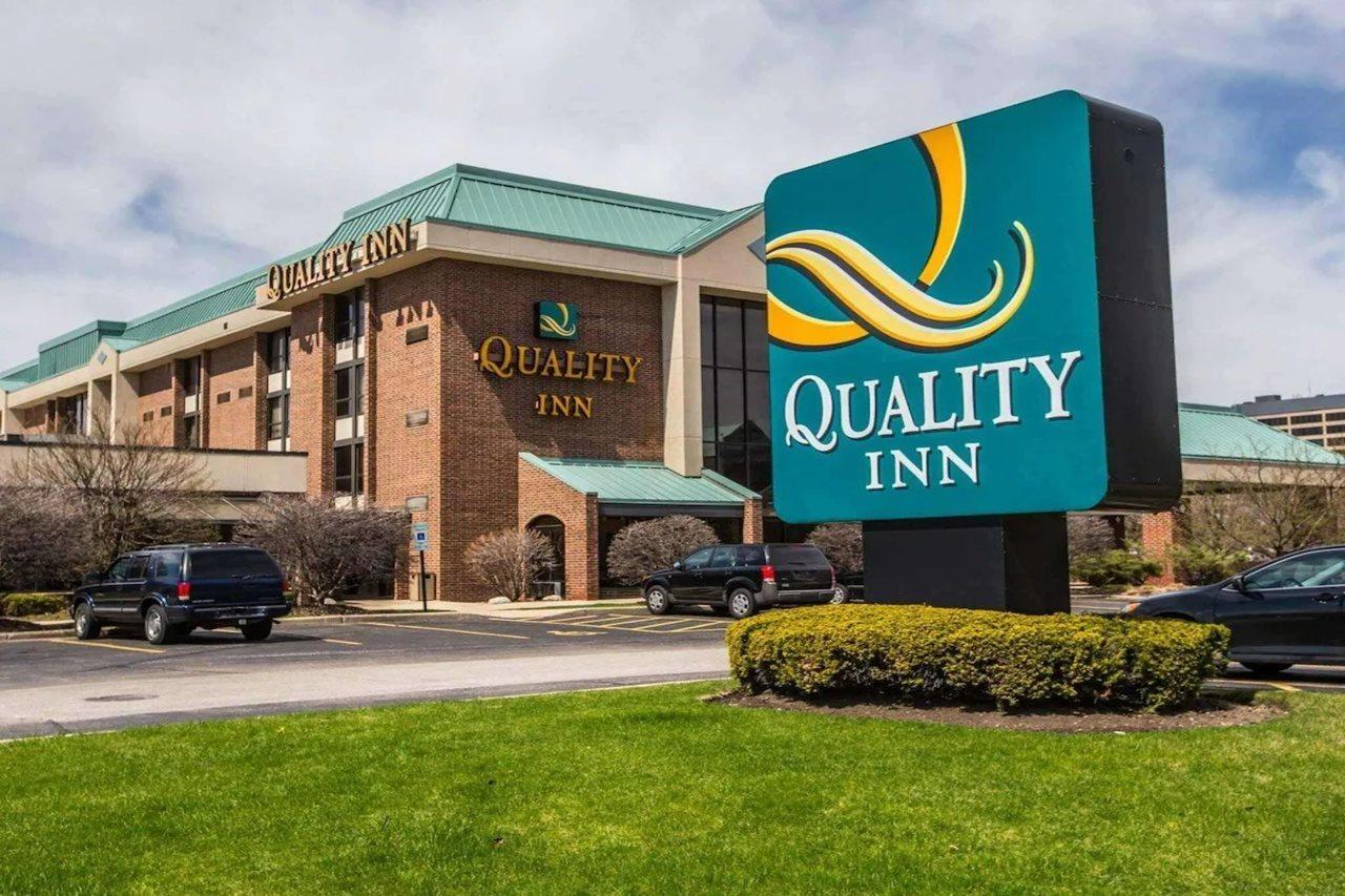 Quality Inn Schaumburg - Chicago Near The Mall Eksteriør billede