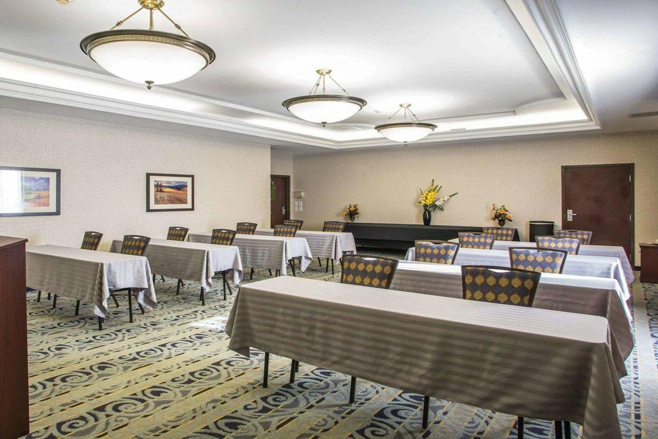 Quality Inn Schaumburg - Chicago Near The Mall Eksteriør billede