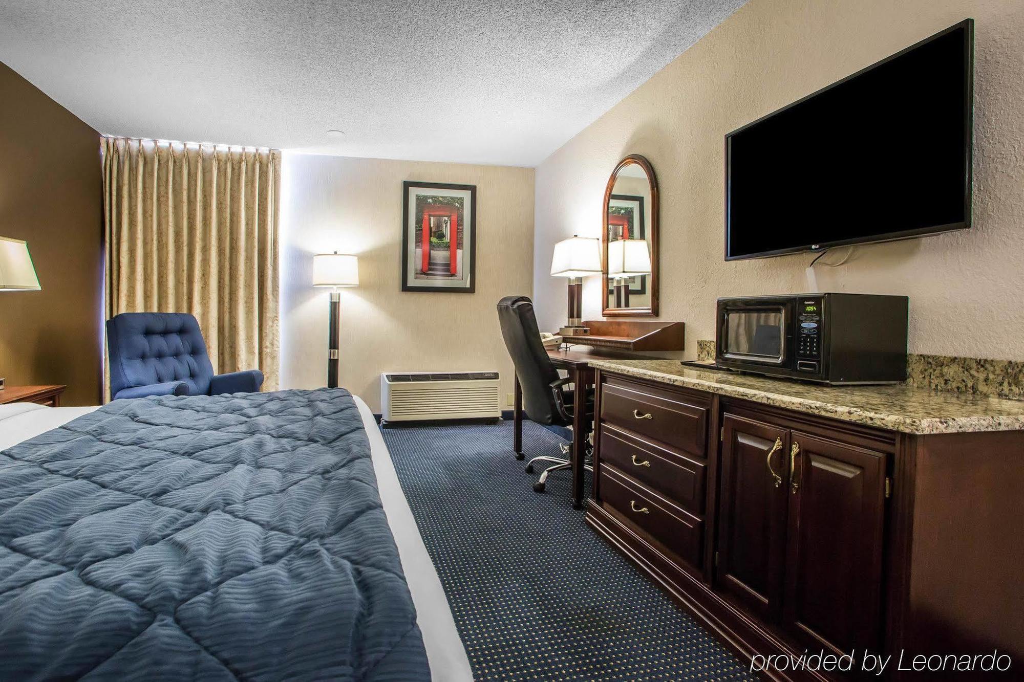 Quality Inn Schaumburg - Chicago Near The Mall Eksteriør billede